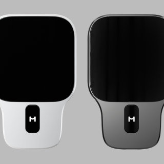 Стиль и безопасность: как мы создали устройство, решающее проблему многих водителей